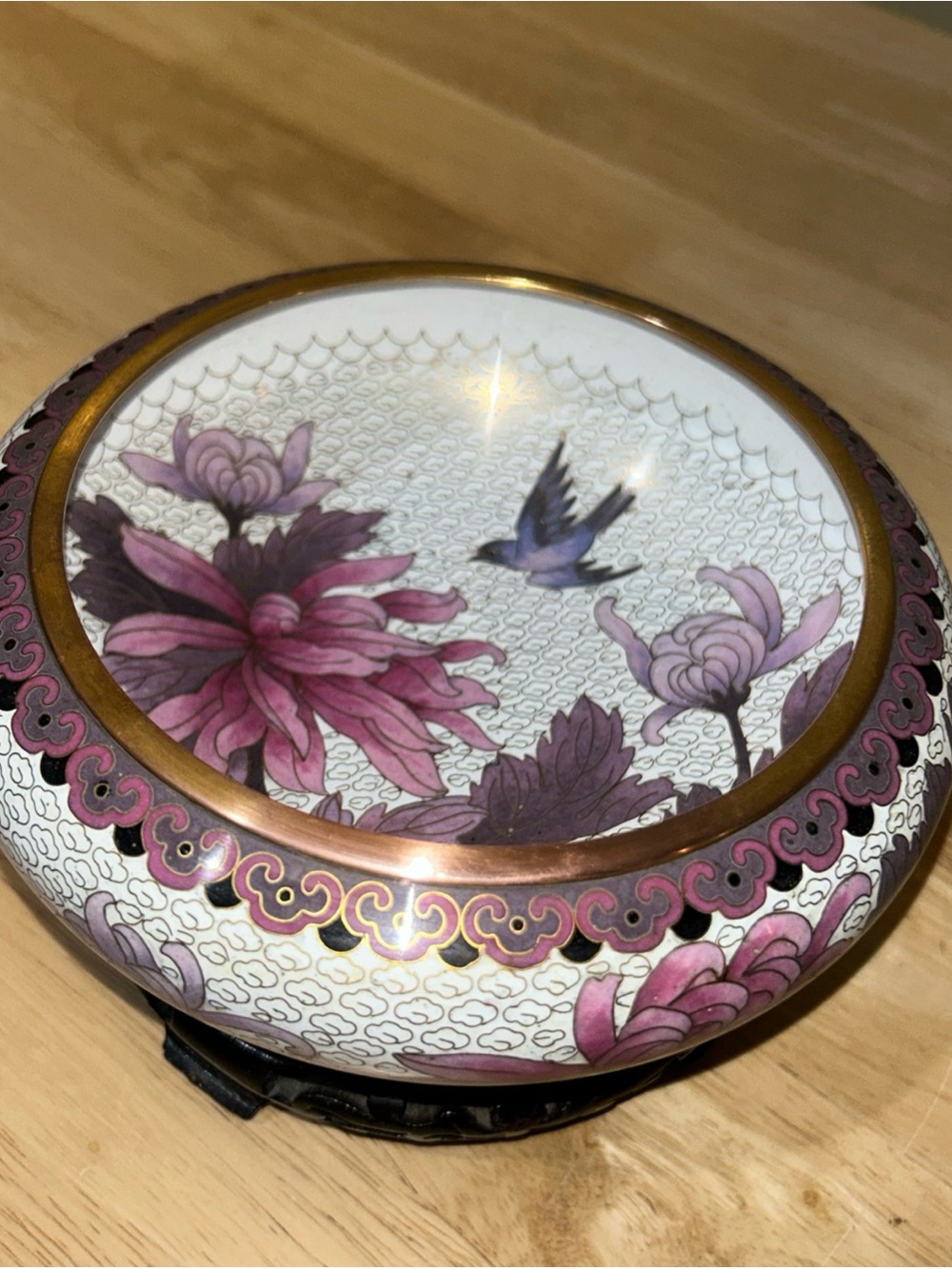 Vintage Chinese White Cloisonné Bowl Flowers Birds Ruji Head Border Wooden Stand